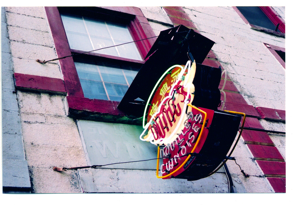 fig. a: Wing's
