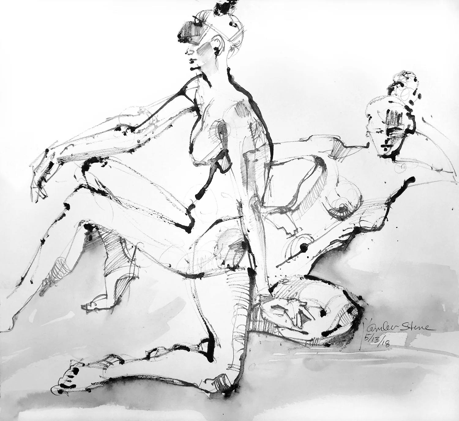 Skye. Chignon with bangs.