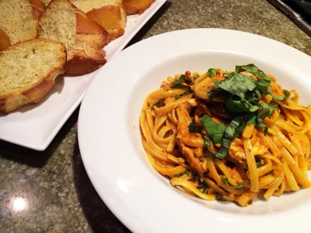 Linguine with Chicken and Sundried Tomato