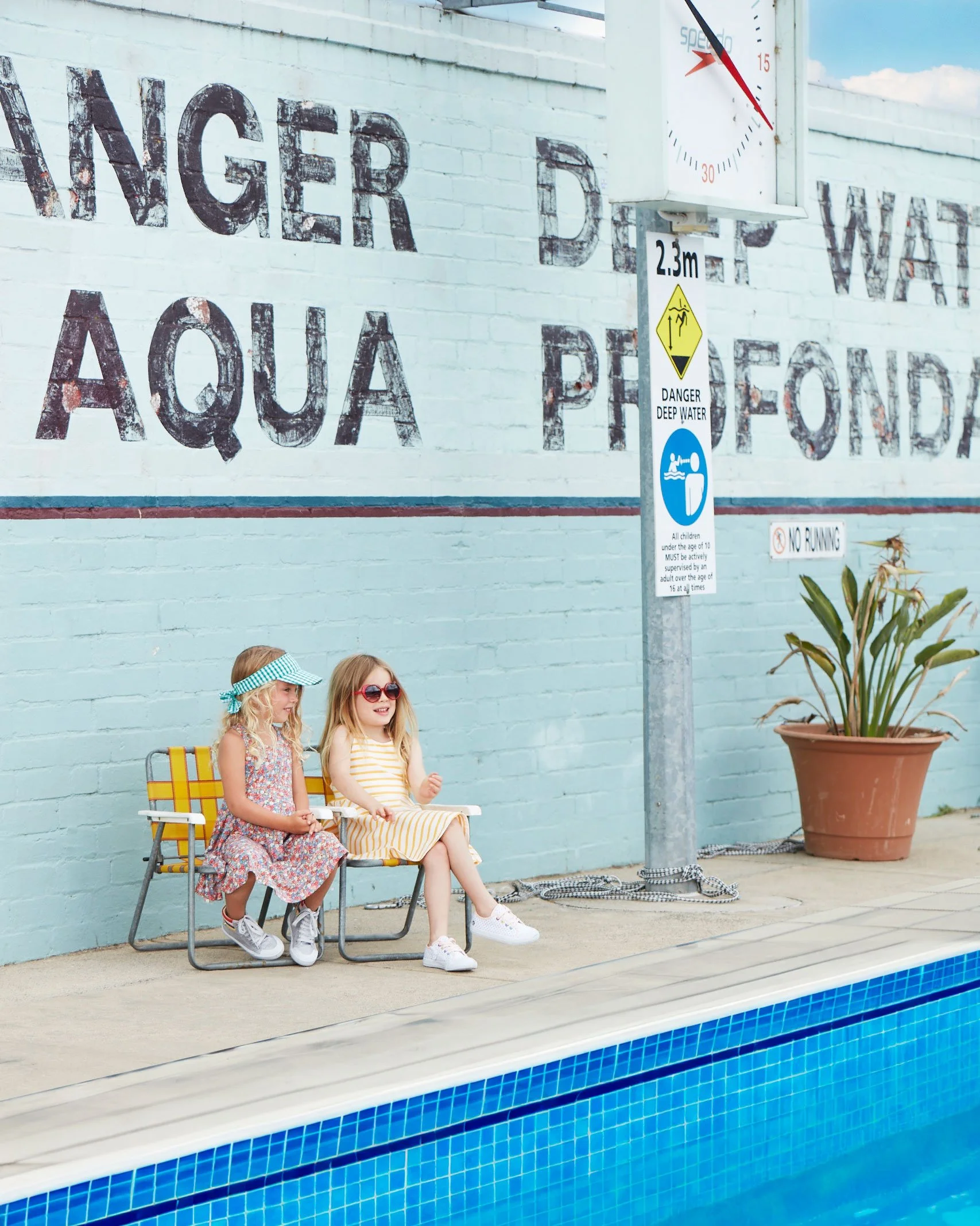Retro-Pool-and-kids.jpg
