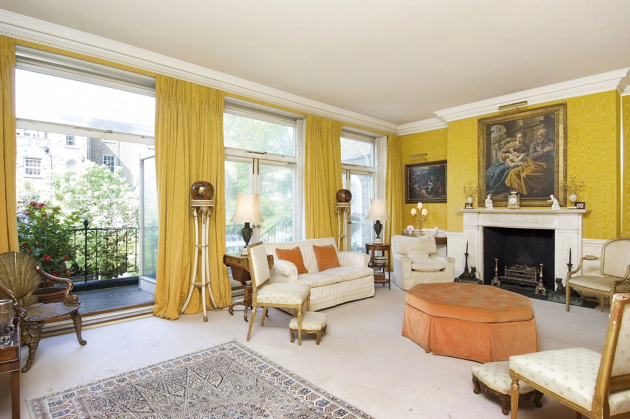 3-Netherton-Grove-drawing-room-1-hi-res.jpg