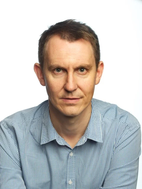 PX8- Clay Lucas Click here to download Clay Lucas is city editor for The Age, where he has worked since 2005 covering state politics, urban affairs, transport, local government and workplace relations. Before that he worked on local newspapers in Melbourne, as a sub-editor on The Jakarta Post, and as a city guidebook writer for Lonely Planet.