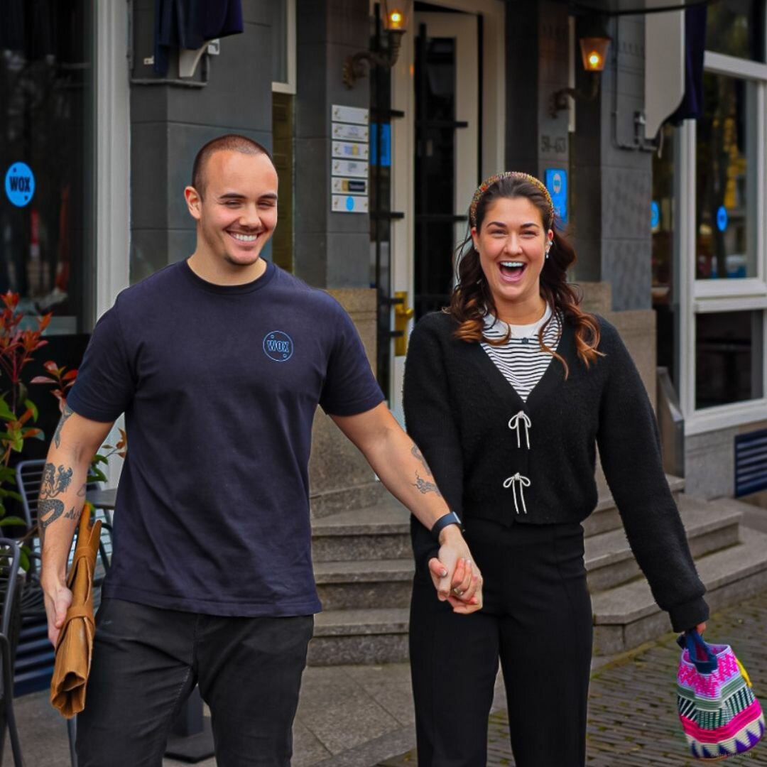 Boris worked at WOX for more than 10 years with lots of dedication. Florine came back twice to brighten up the colder months. 

Now, they're off to Ibiza's sunny beaches together. We're really grateful for all they've done. As they begin this new cha