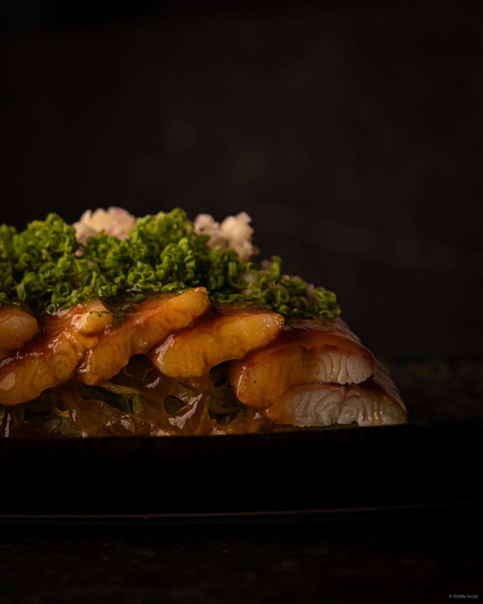 Sweet, smoky, and melt-in-your-mouth. Our eel with teriyaki sauce hits all the right notes.
.
.
📸 @striktly_social 
#eel #teriyaki #sharedining #restaurantwox #finalseason #woxflavors #dinnerinspo #woxmoments #thehaguefood #farewellwox