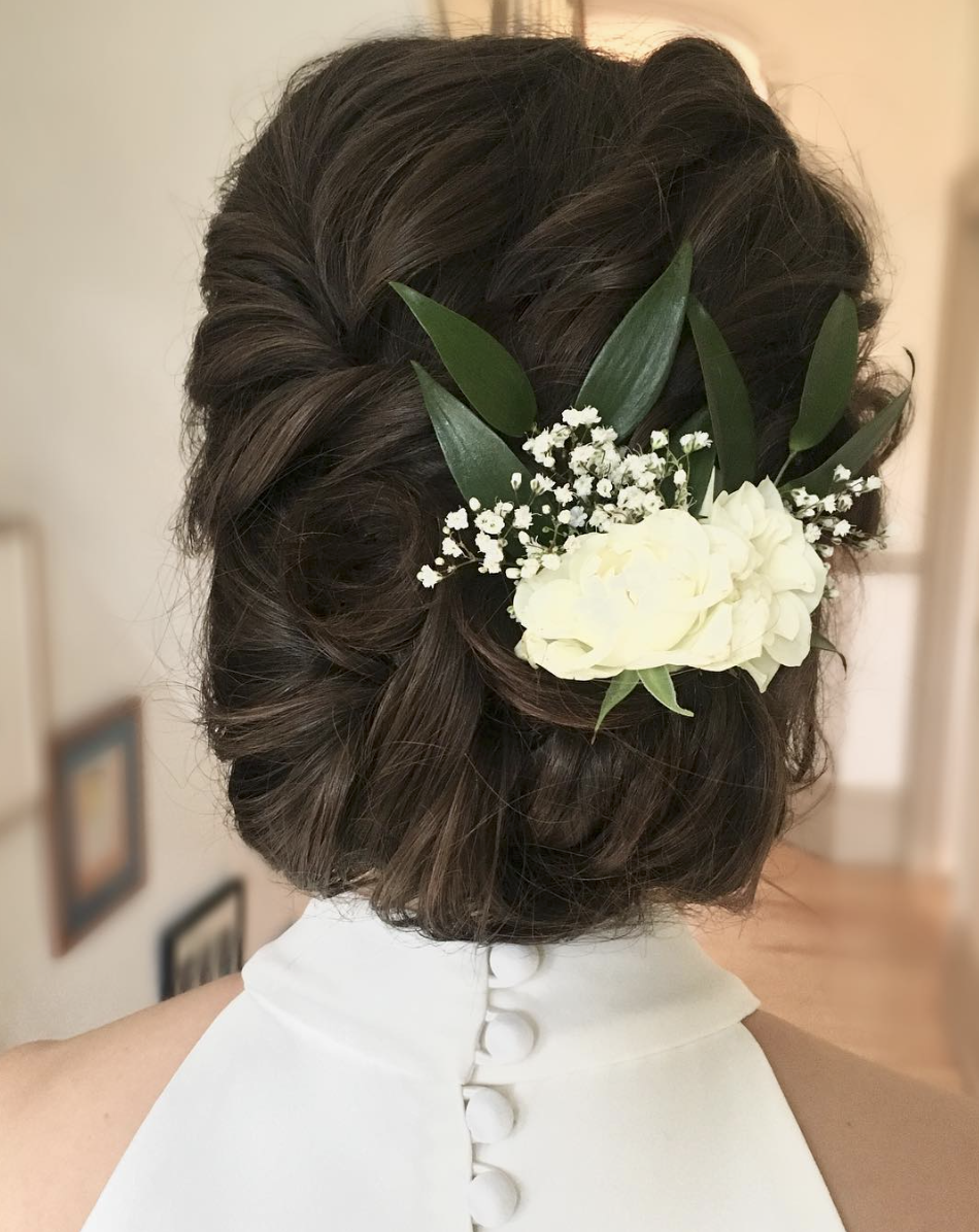 Professional wedding make up artist and hair stylist covering Hertfordshire, St Albans, Harpenden, Hitchin, Welwyn Garden city, Hatfield, Cheshunt, Hemel Hempstead, Ware, Potter Bar and Sawbridgeworth.