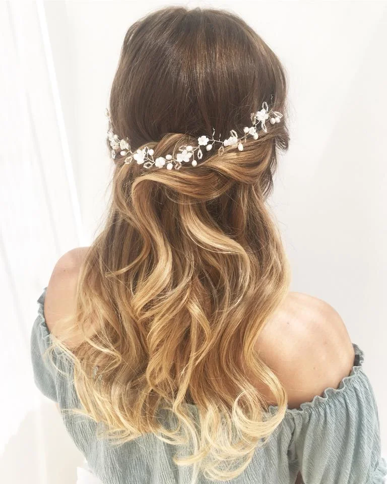 Professional Wedding Make-up artist and hair stylist working across East London Chingford, Chigwell, Buckhursthill, South Woodford, Hackney, Bow, Stoke Newington and Canary Wharf. As well as Essex, Chelmsford, Brentwood, Billericay, Epping, Maldon, Danbury and Ingatestone.