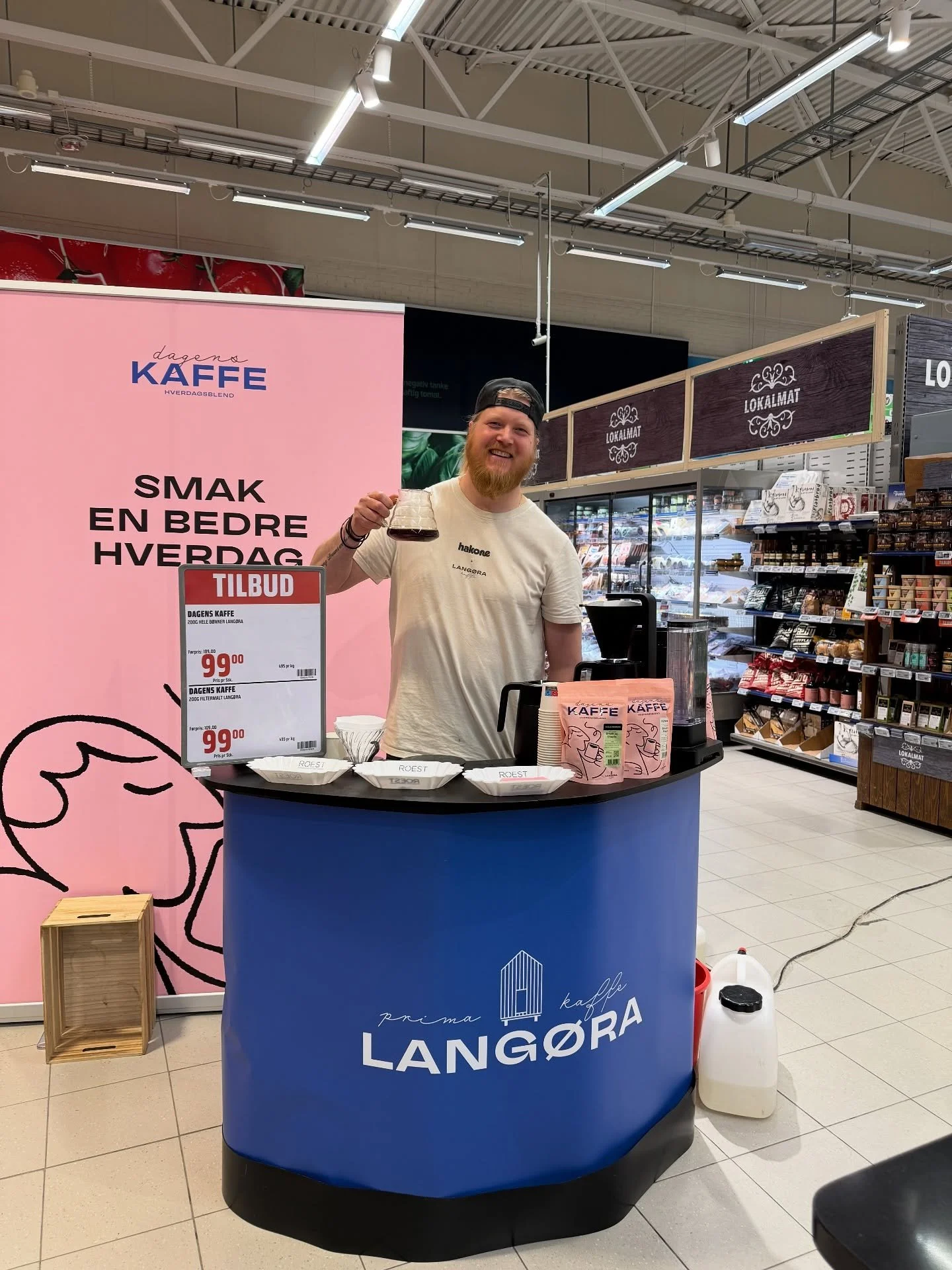 Takk til alle som var innom oss p&aring; lanseringen av Dagens Kaffe p&aring; Obs City Lade og City Syd de to siste helgene! 🤍

Neste stopp blir p&aring; hjemmebane hos Coop Mega Torgkvartalet i Stj&oslash;rdal 11. april. Er du i omr&aring;det, stik