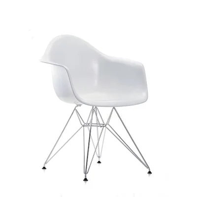 Eames Plastic armchair DAR VITRA Utan klädsel skal i genomfärgad polypropylen vit, underrede i kromad metall Lagerstatus: I lager
