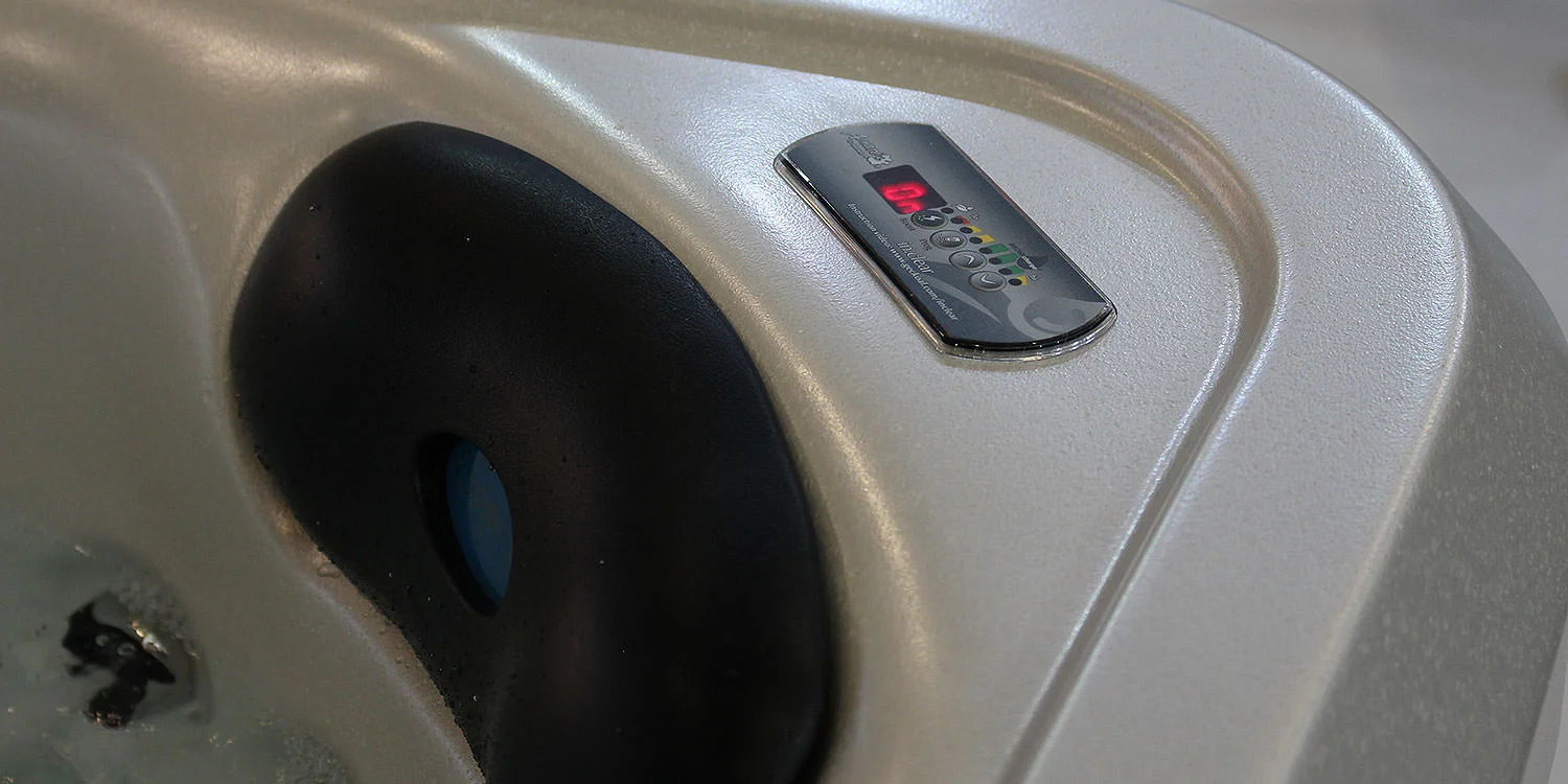 in.clear's in.k200 at Europa Spas