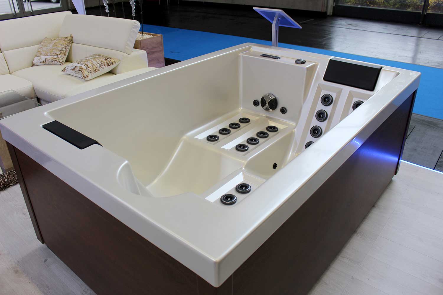 Blog_IdolSpas_10_spa_nouveau_design_k300.jpg