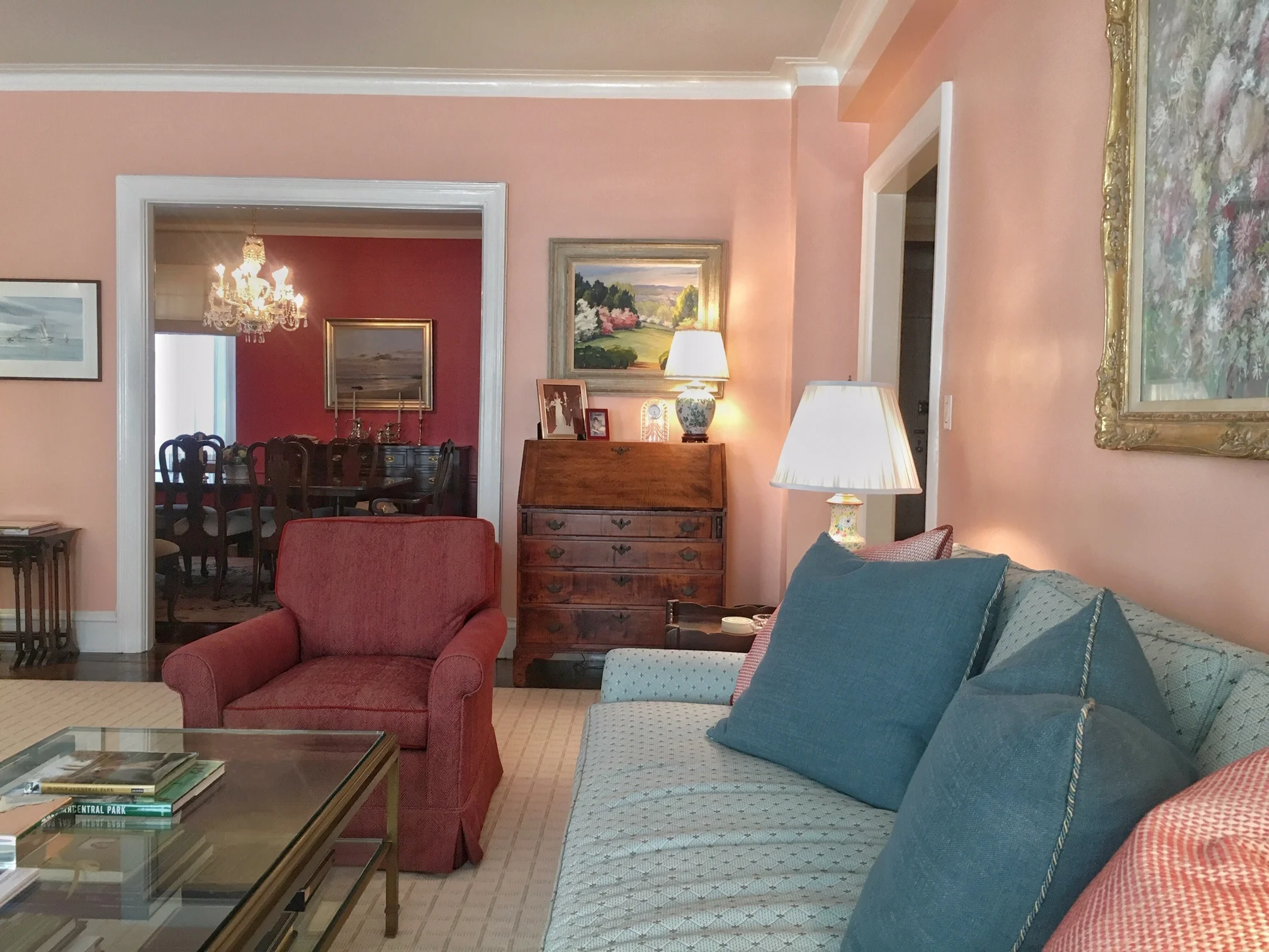 Yates Livingroom view.jpg