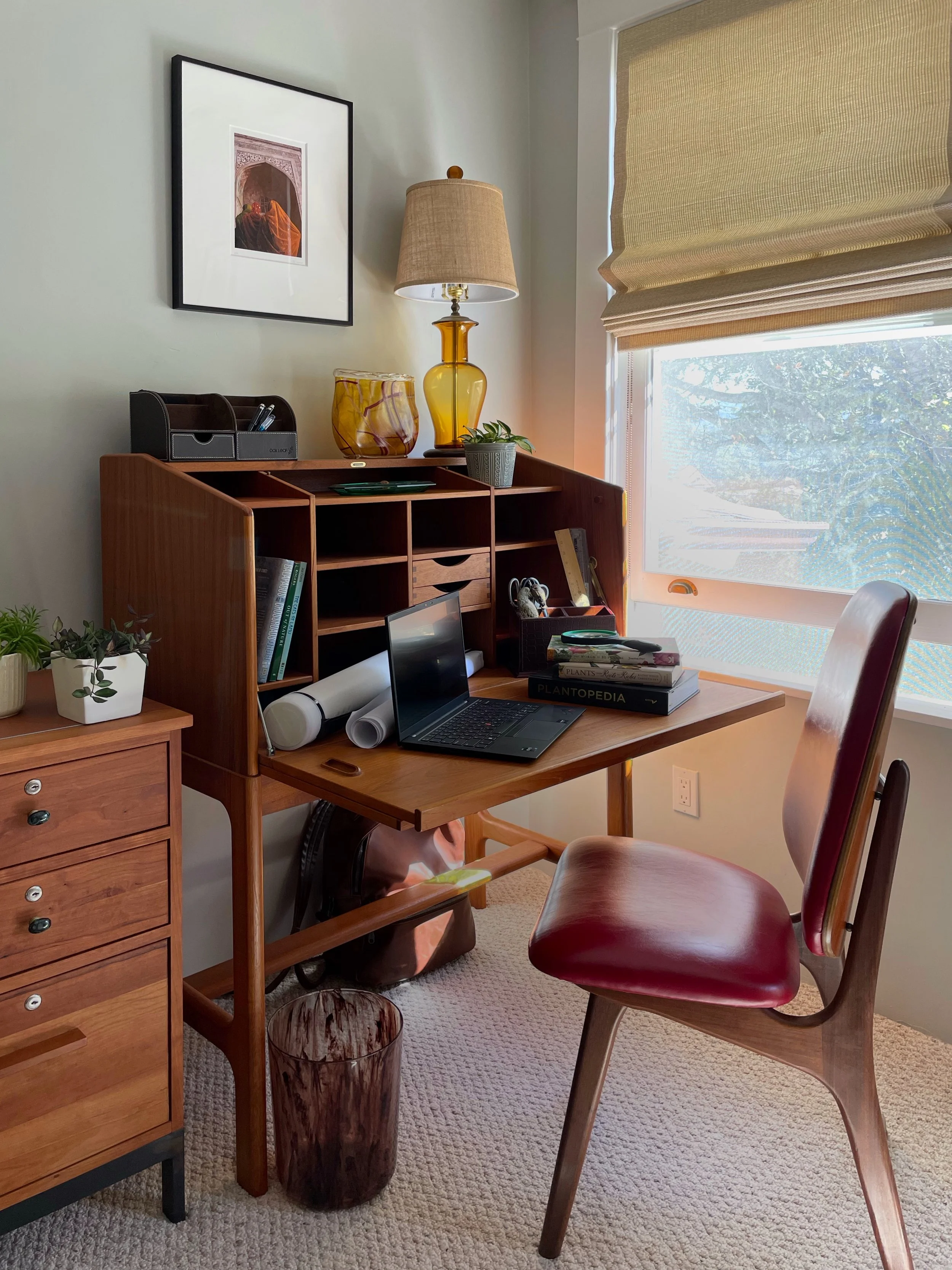 Office desk 5288 (1).JPG