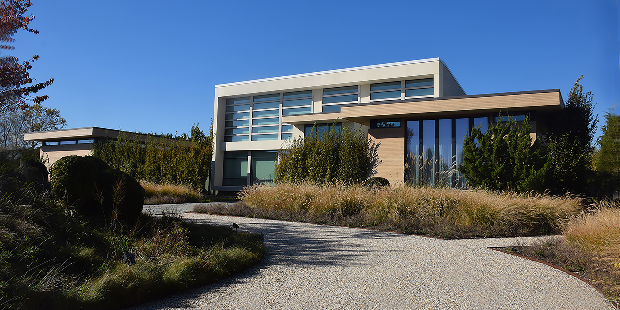 SS MODERN HOUSE .jpg
