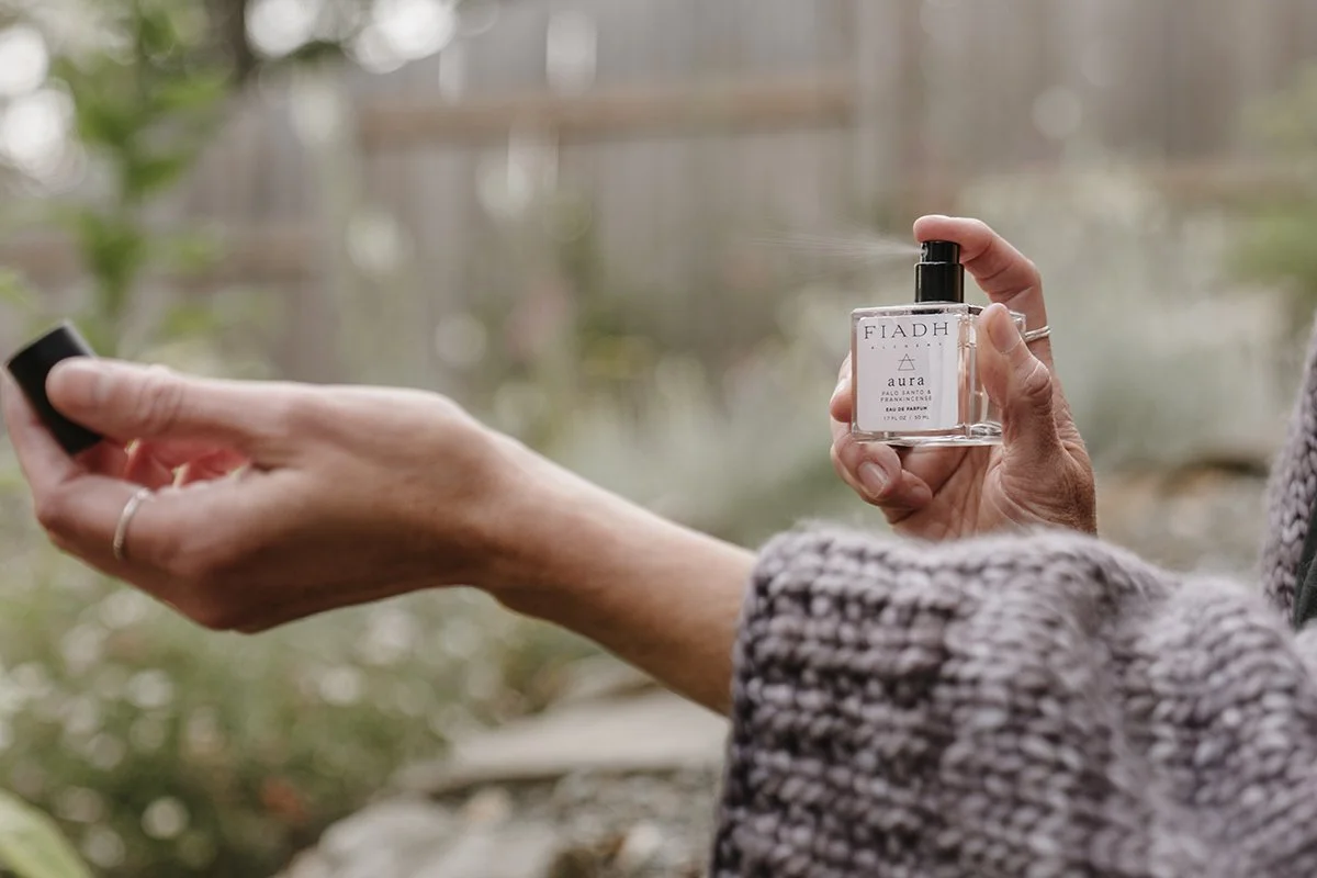 aura parfum spray.jpg