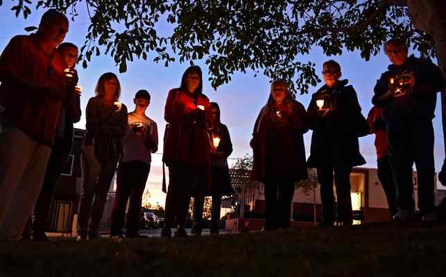 http://www.sbsun.com/general-news/20151207/well-wishers-gather-to-support-redondo-union-graduate-wounded-in-san-bernardino-shooting