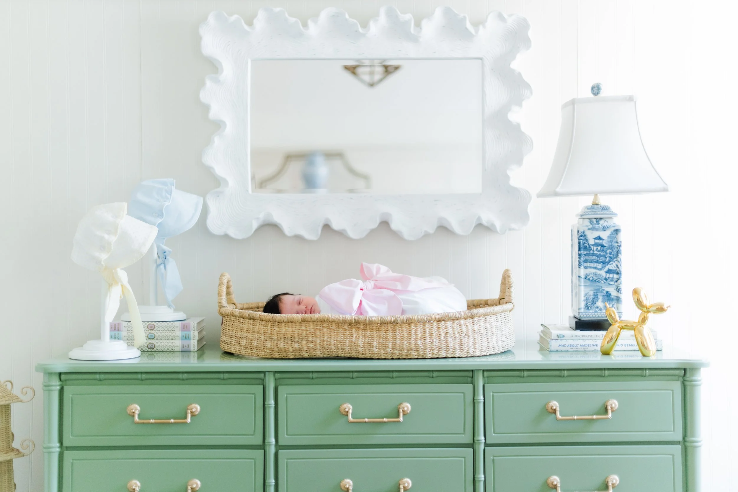 Sloane Newborn-061.jpg