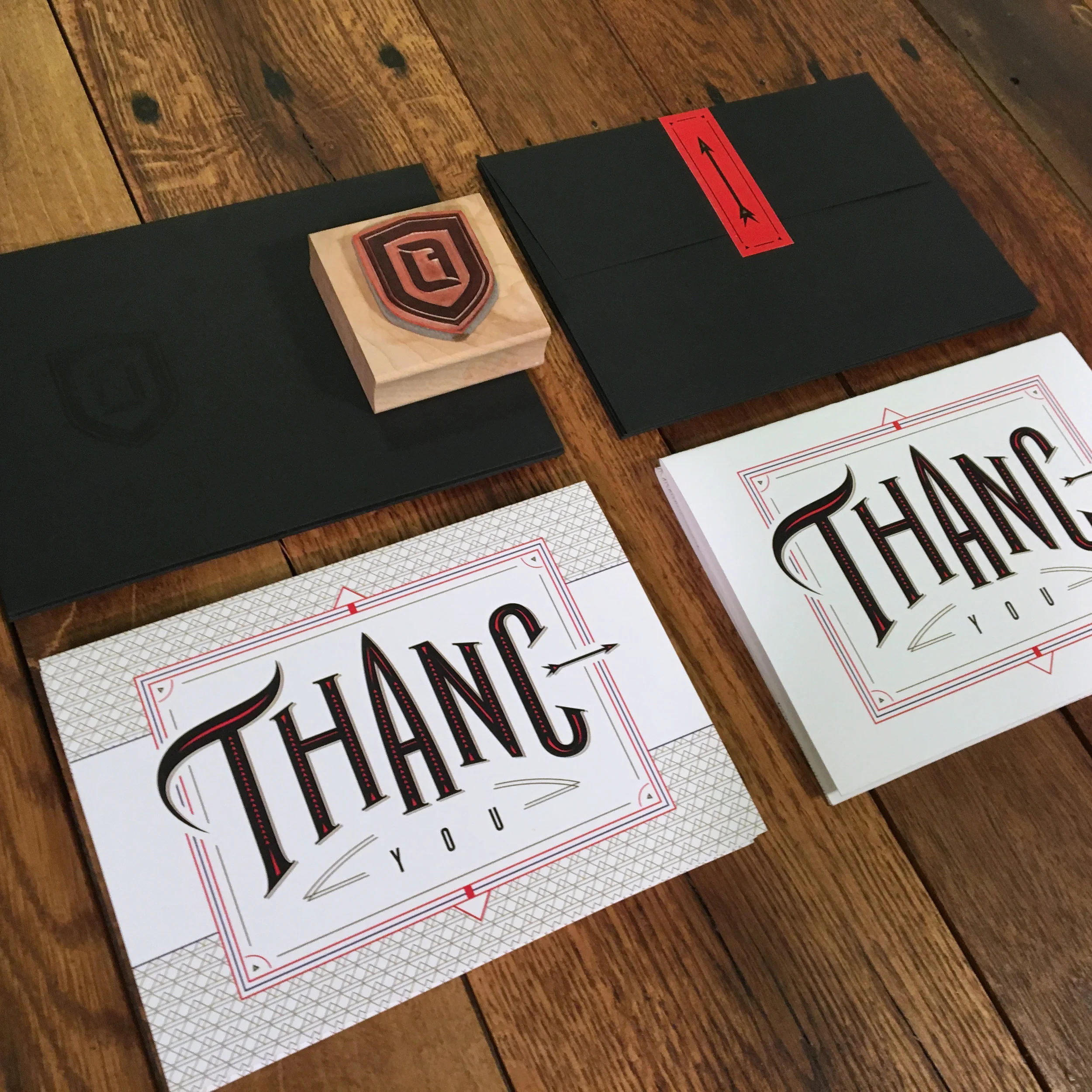 jordan-fretz-design-typography-thank-you-cards-with-envelope-3.jpg