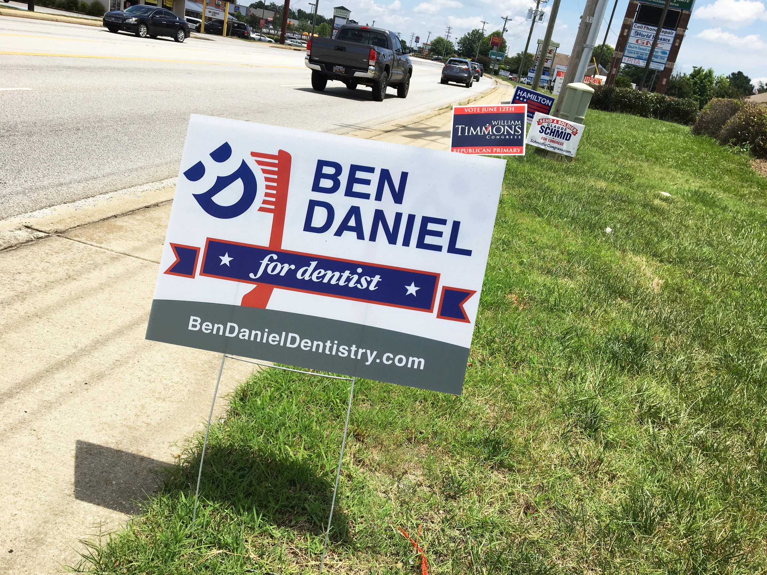 vote-guerilla-marketing-Ben-Daniel-for-dentist-1.jpg