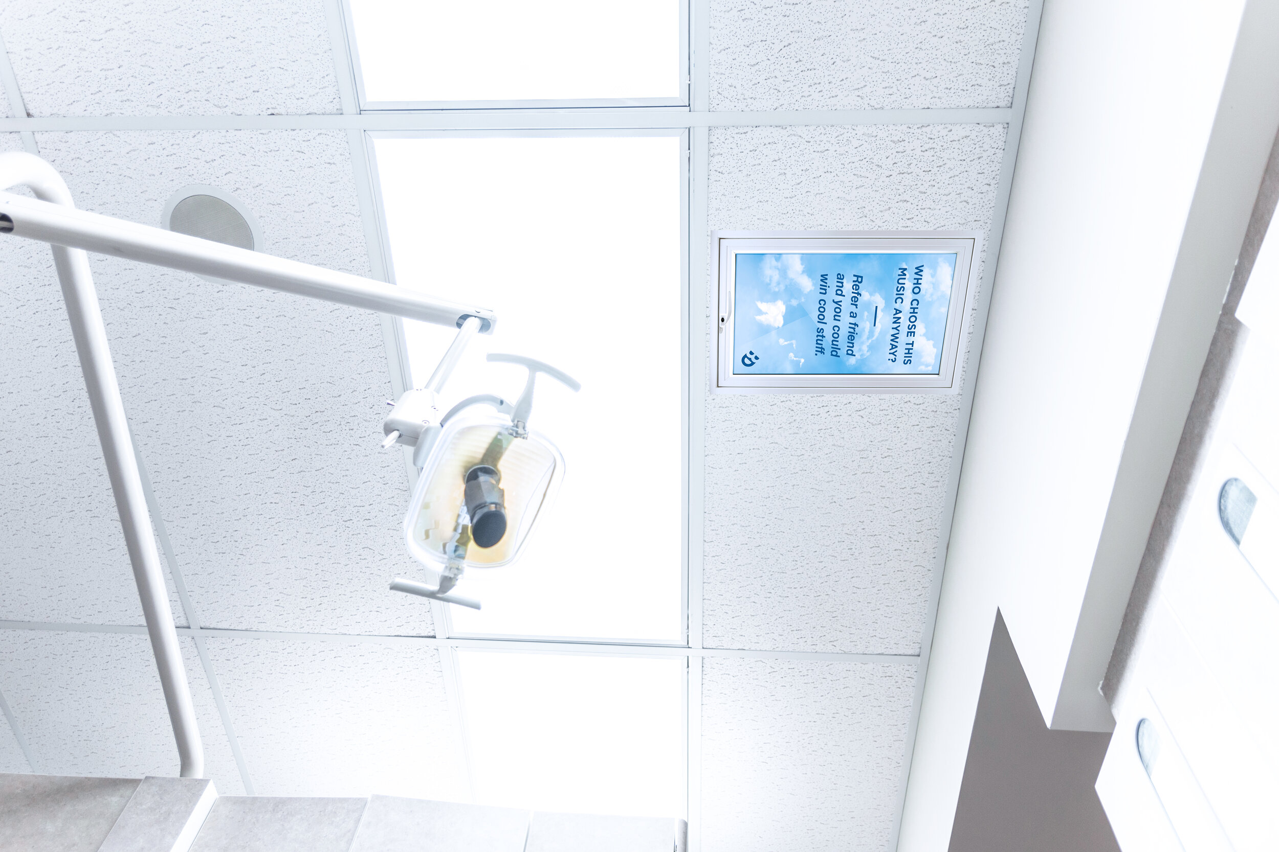 jordan-fretz-design-dentist-ceiling-clings-4.jpg