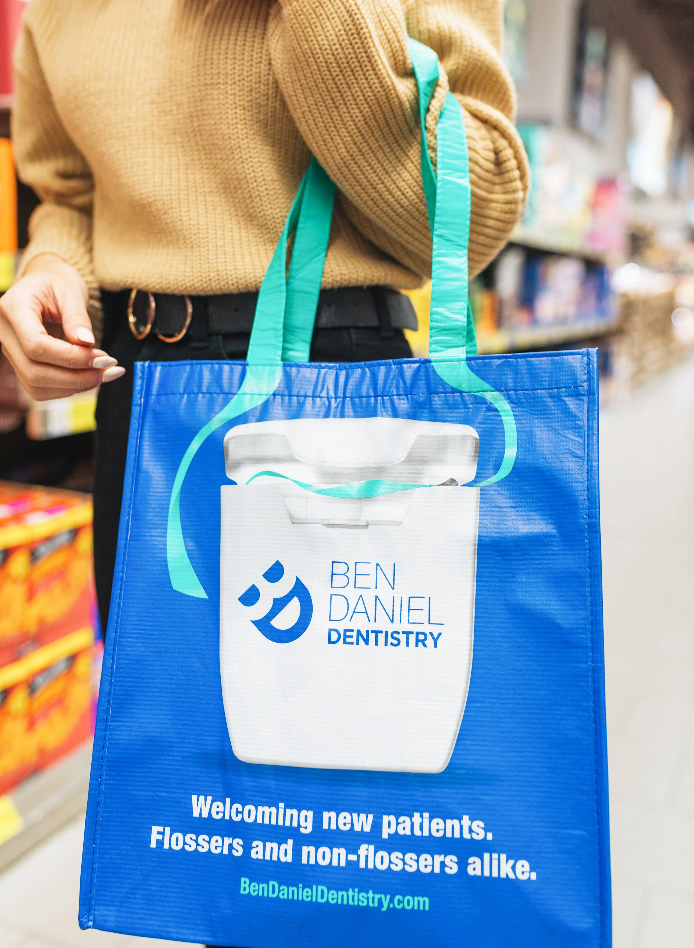 jordan-fretz-design-dentist-interactive-tote-bag.jpg