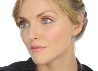 Demure (also used just on the cheeks) Used on a fresh day look on the wonderful website,&nbsp;sophiedahl.com