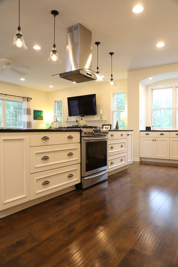 Kitchen remodel by Halcyon Contracting