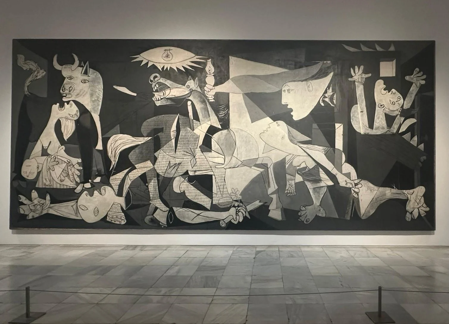 The Flight of Picasso’s "Guernica": Spain’s Transition to Democracy, Historical Memory, and Integration into the European Community 