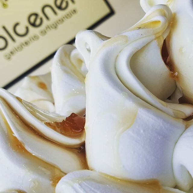 Al contadino non far sapere.. Come and try our new creation straight from Florence, Italy: Cheese&amp;Pears! Can you believe it?? Available today @dolcenerogelato! And if you like it vote for us as your Most loved business on categories #12 Frozen De