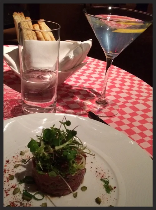 21 Club Steak Tartare and Gin
