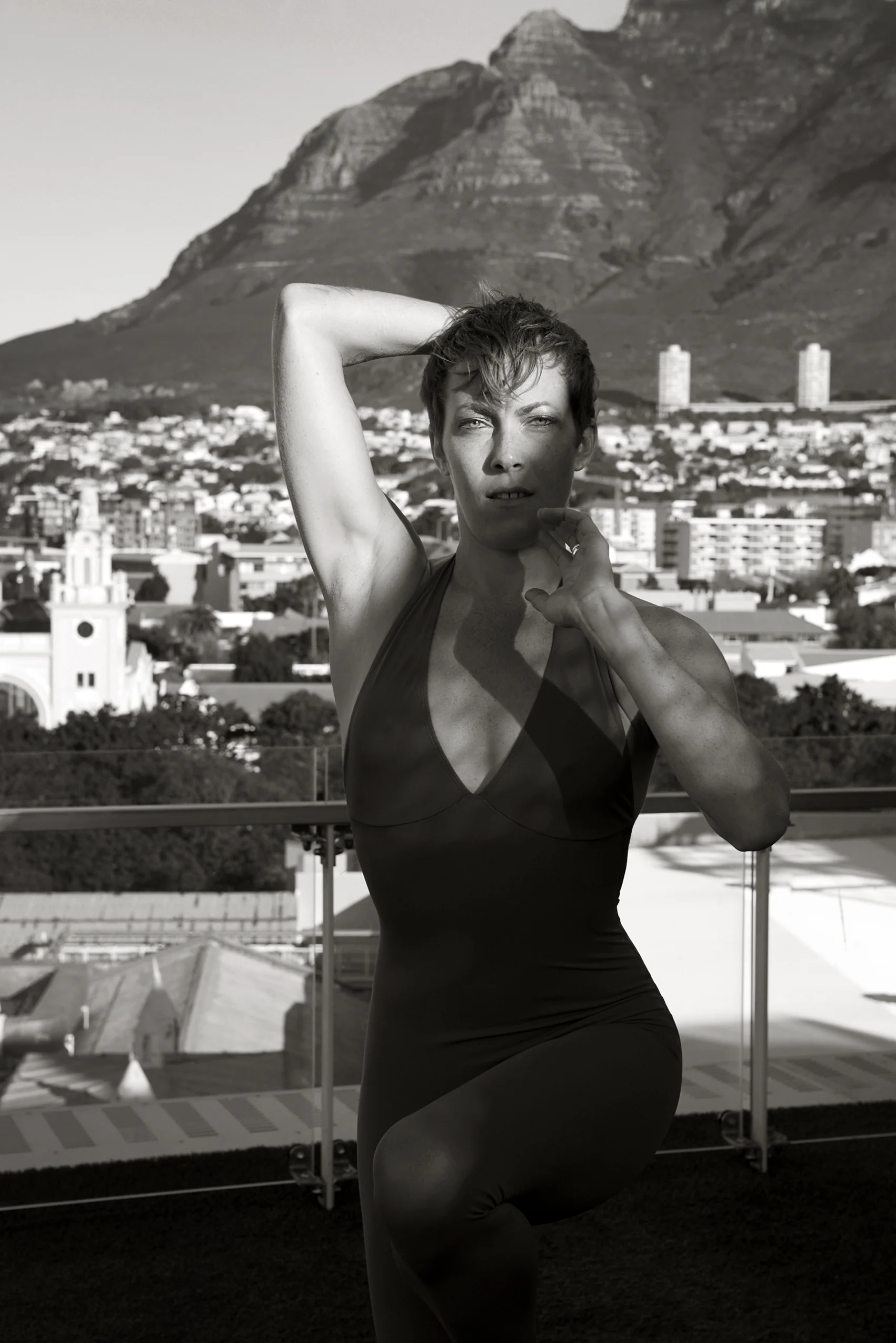 Elisa_B&W.jpg
