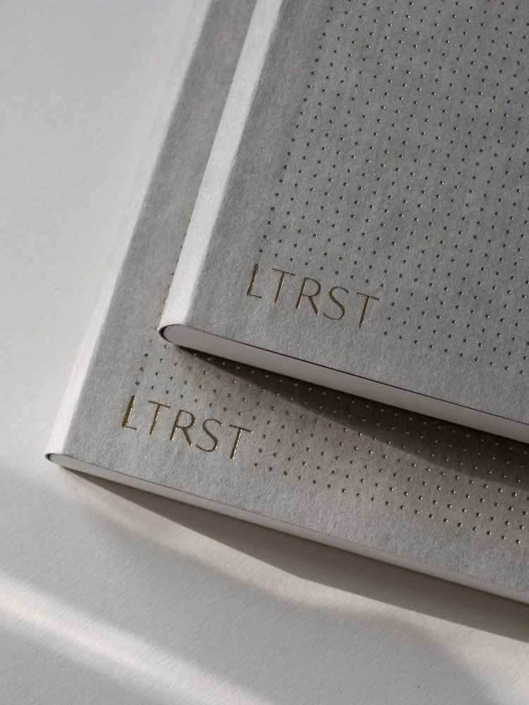 Dot-Grid-Notebook-in-Grey-003.jpg