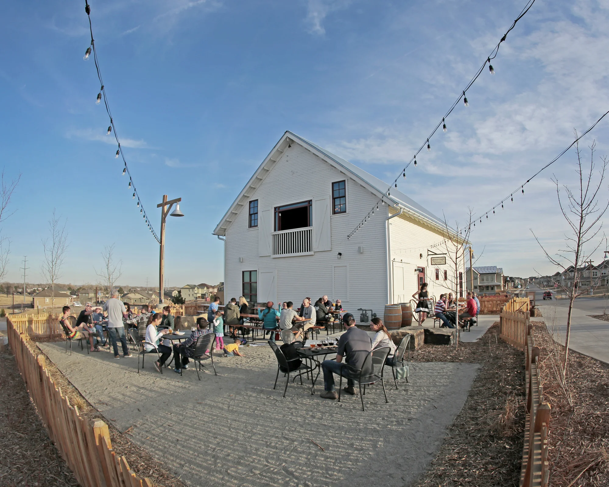 DIY & Drink at the Jessup Farm Barrel House