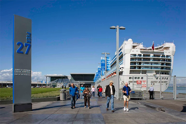 Projects_Civic_Pier27-06.jpg