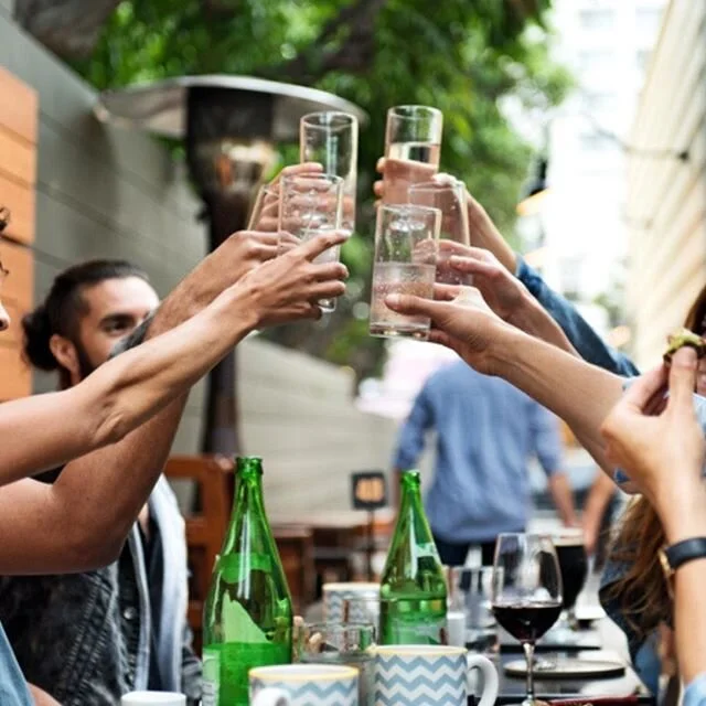 The morning after a night out on the town can be difficult. But it doesn't have to be. How do you stay hydrated while drinking alcohol? https://www.aquasana.com/info/living/how-to-stay-hydrated-while-drinking-alcohol .
.
.
.
.
.
.
.
#pictureoftheday
