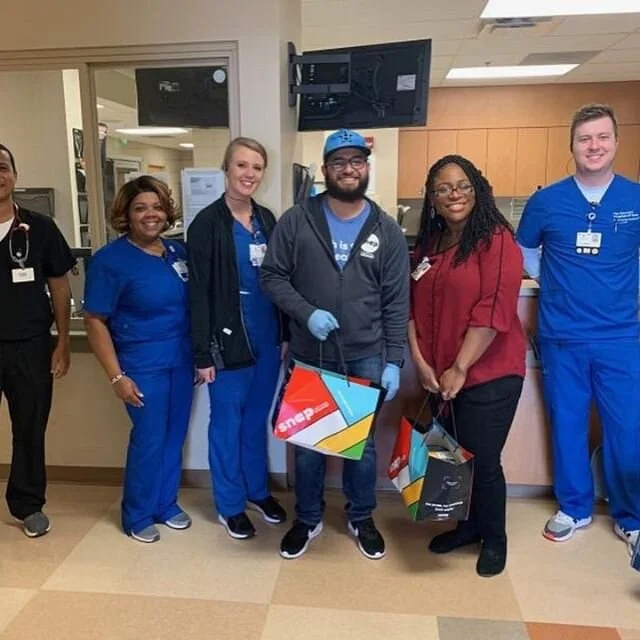 Donating nourishing meals to communities and organizations in need has been a core mission for Snap Kitchen throughout the past decade, and we&rsquo;re proud to continue supporting frontline and essential healthcare workers when they need it most. Si