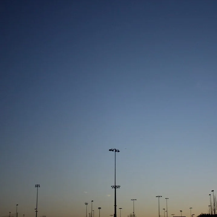 I really don't think we were meant to work 9-5, 5 days a week. Maybe it works for some, but for me, my most productive moments are in the evenings, blanketed by the night sky. 

Anyways, happy #laborday ✌️