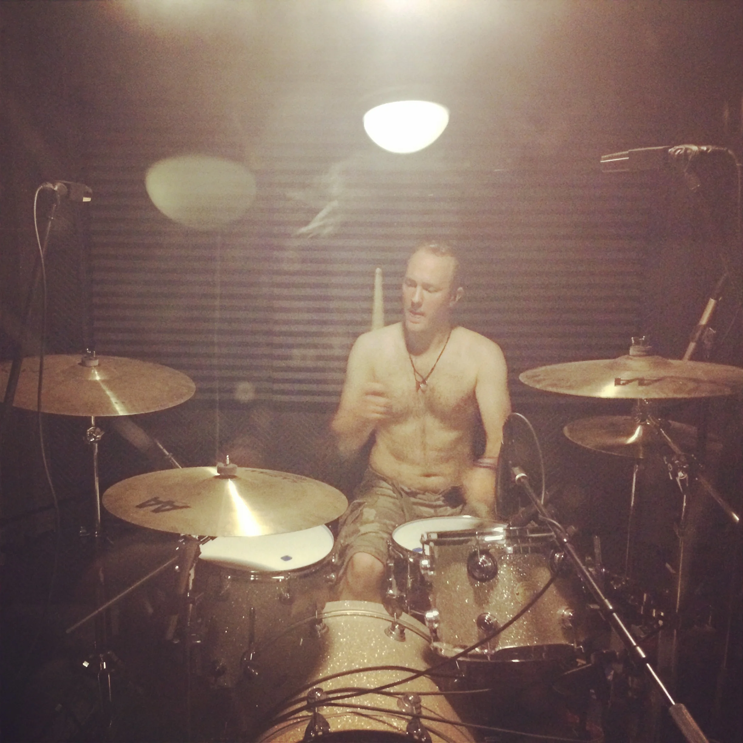 Day 1 - No Sleep, Scratch Tracks and Set up