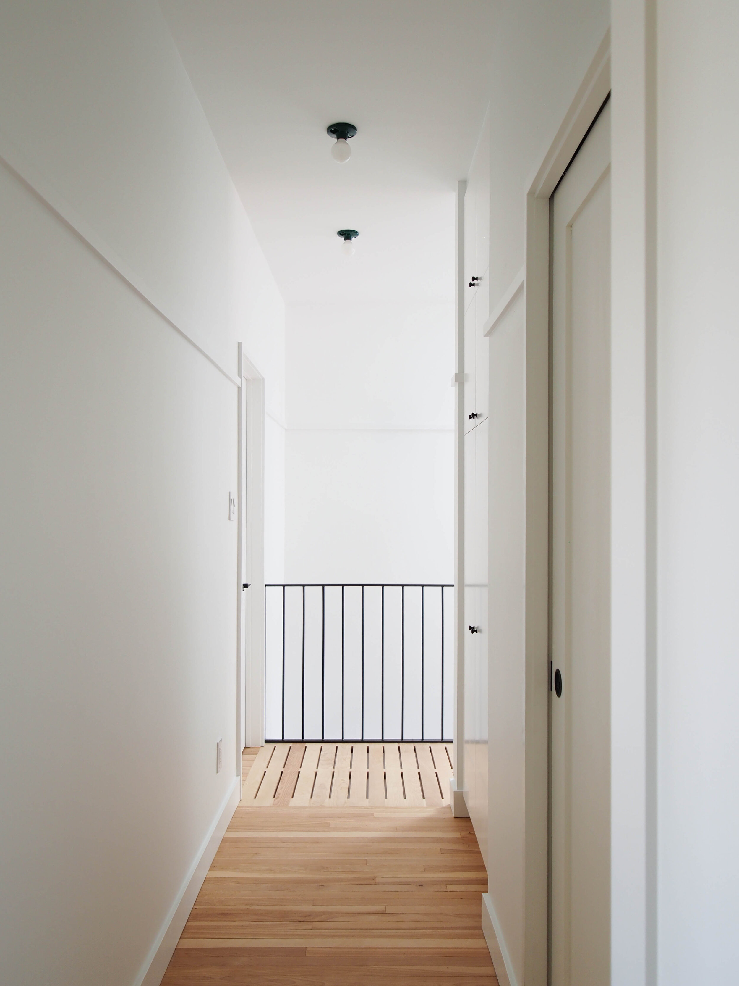  Renovation project of a Mile end duplex into a single family home. 