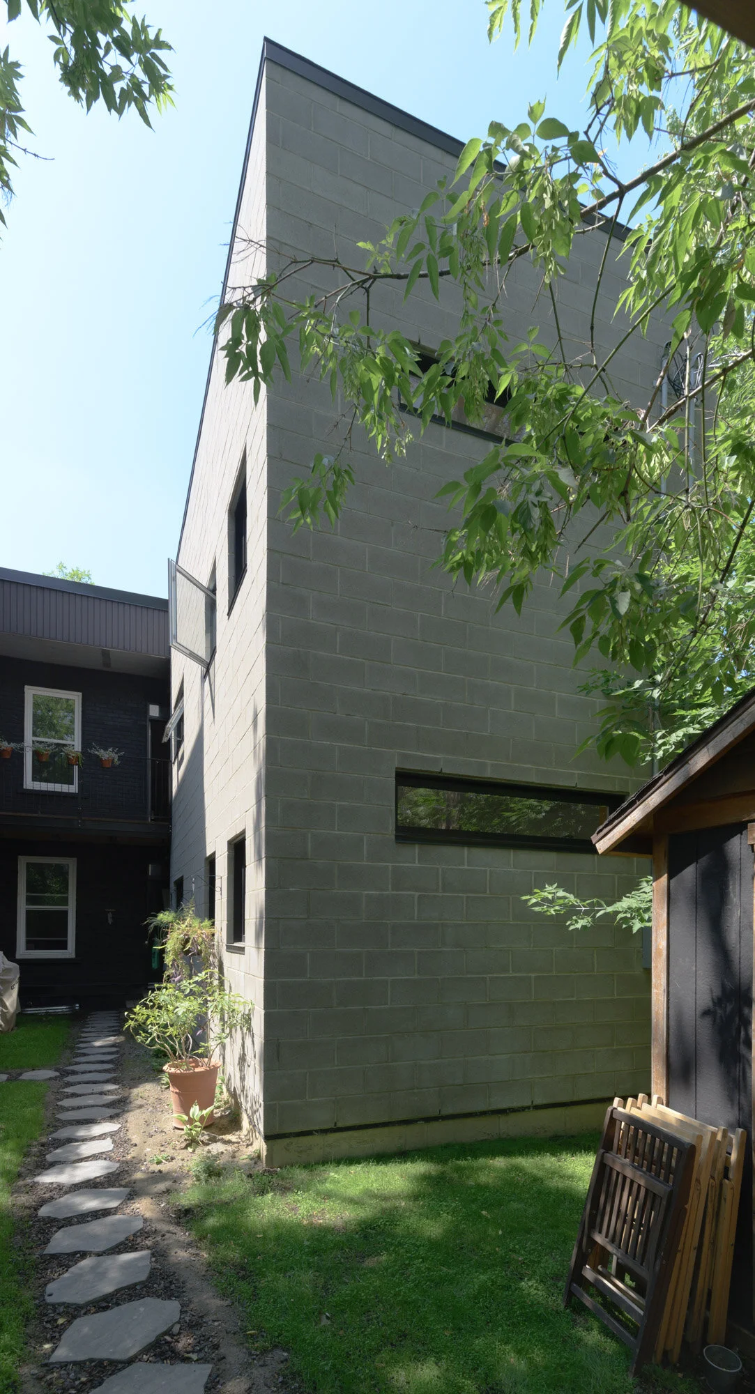  design; montreal; addition; agrandissement; masonry; maçonnerie; russian ply; minimal 