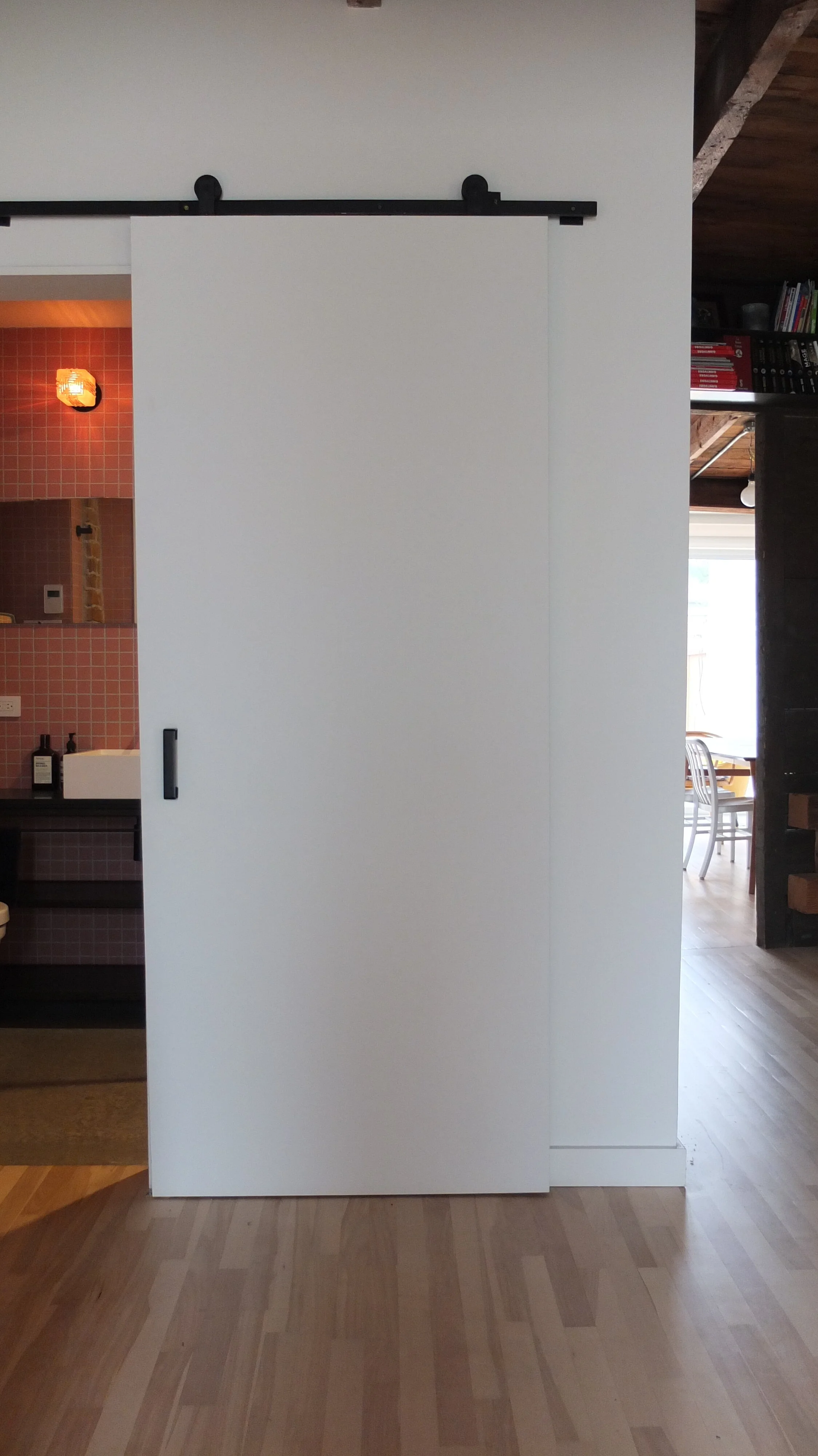  Renovation and extension project of a Pointe Saint-Charles duplex now single family. The project includes a complete kitchen redesign for two chefs. 