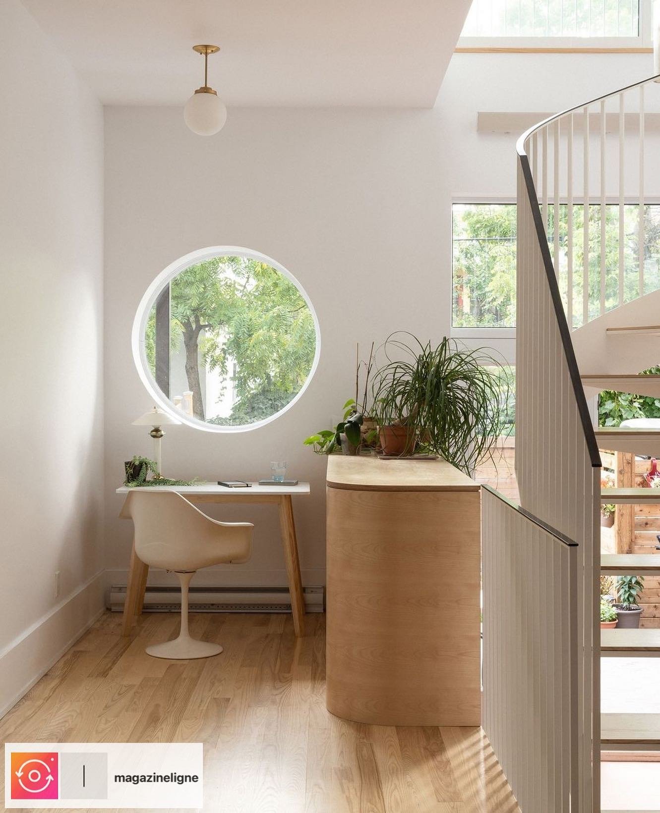 &Ccedil;a fait plaisir de voir notre travail pr&eacute;sent&eacute; dans le prochain num&eacute;ro du @magazineligne 
H&acirc;te de vous montrer les d&eacute;tails de cette maison extraordinaire 😎 bient&ocirc;t bient&ocirc;t 

📷 @raphael_thibodeau