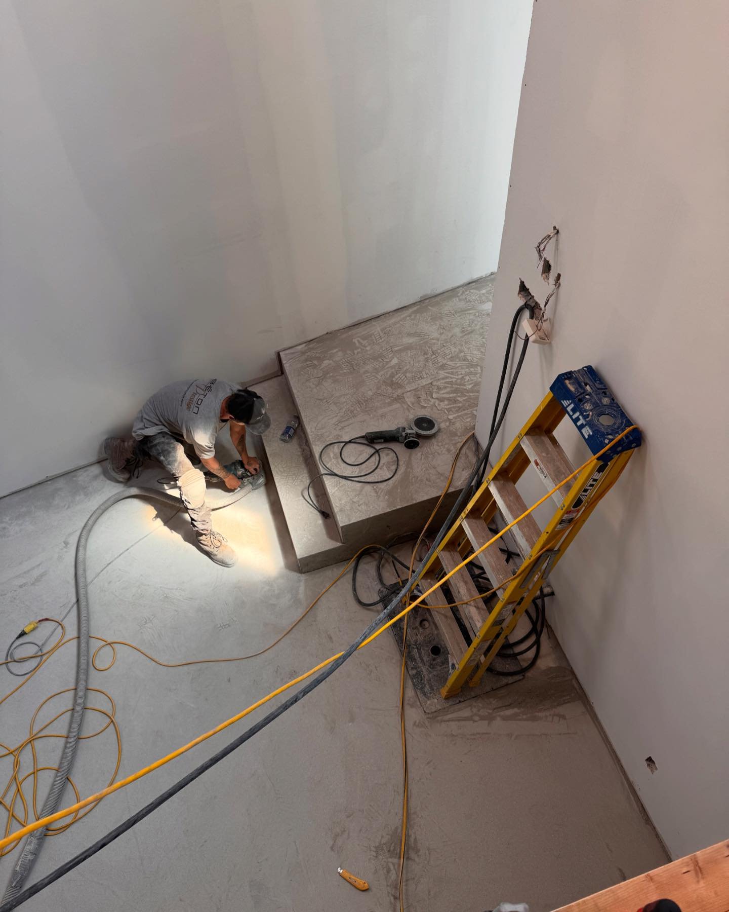 On arrive aux &eacute;tapes de finition sur notre projet coursol, le r&eacute;sultat est magnifique!

...sprint final avec @drouingagneconstruction 
Merci!