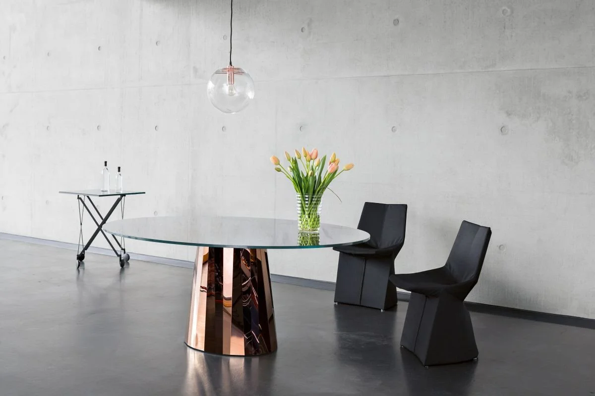 ClassiCon-sax-side-table-pli-table-selene-pendant-lamp-mars-chair-photo-hassos.jpg