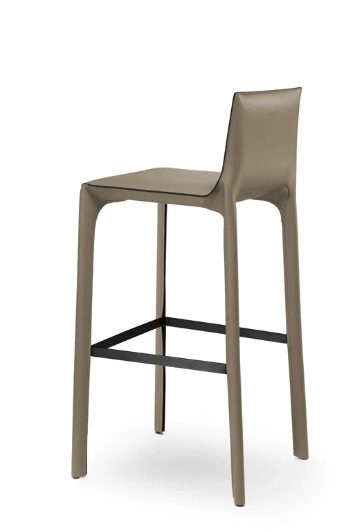 WK-Saddle-Chair_Barhocker-0004.jpg