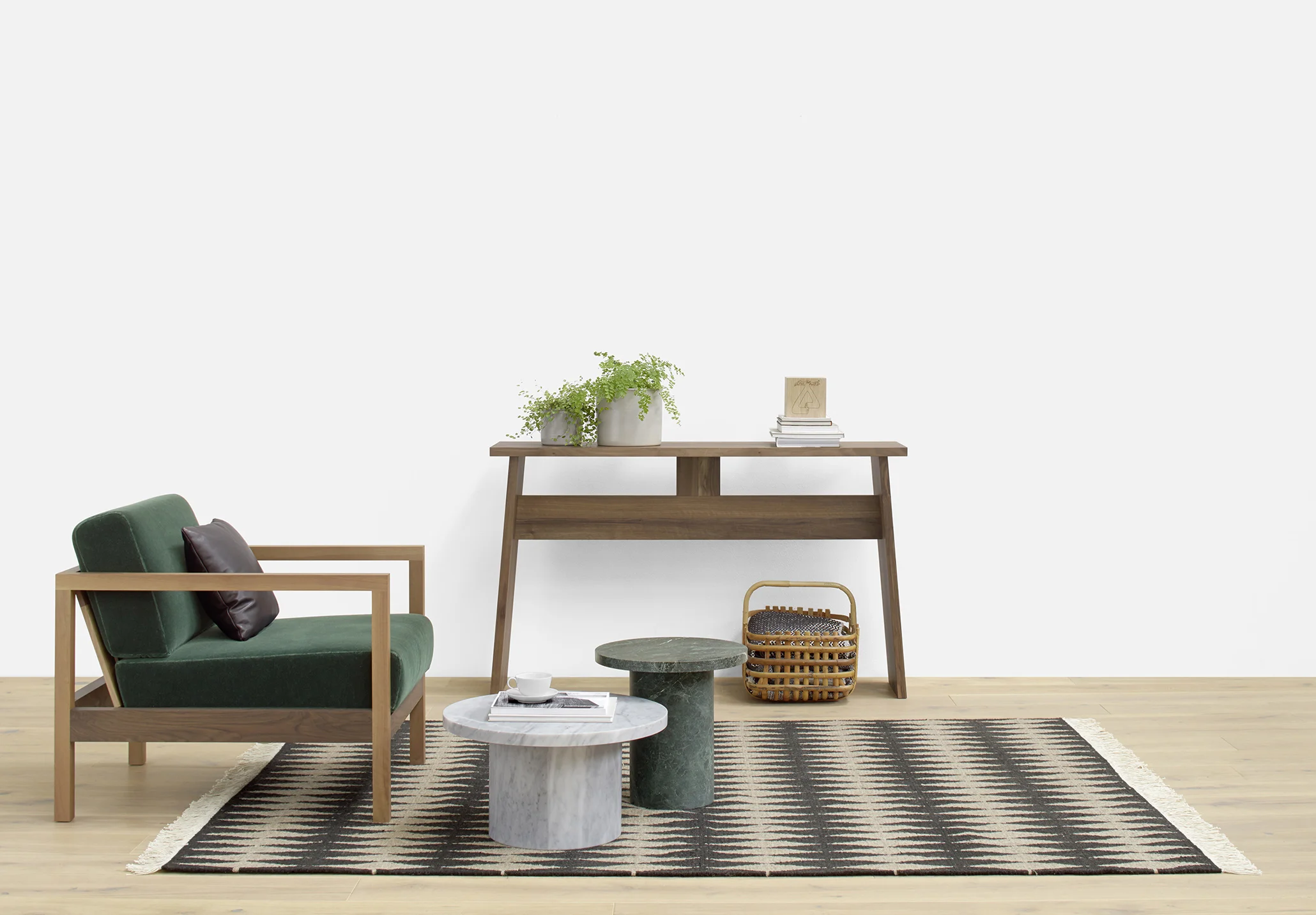 EC01_BYRON_DC04_DRAYTON_ES08_ENOKI MIGOTO_CP02_NEYRIZ_AC19_SALINA_CU06_NIMA.jpg