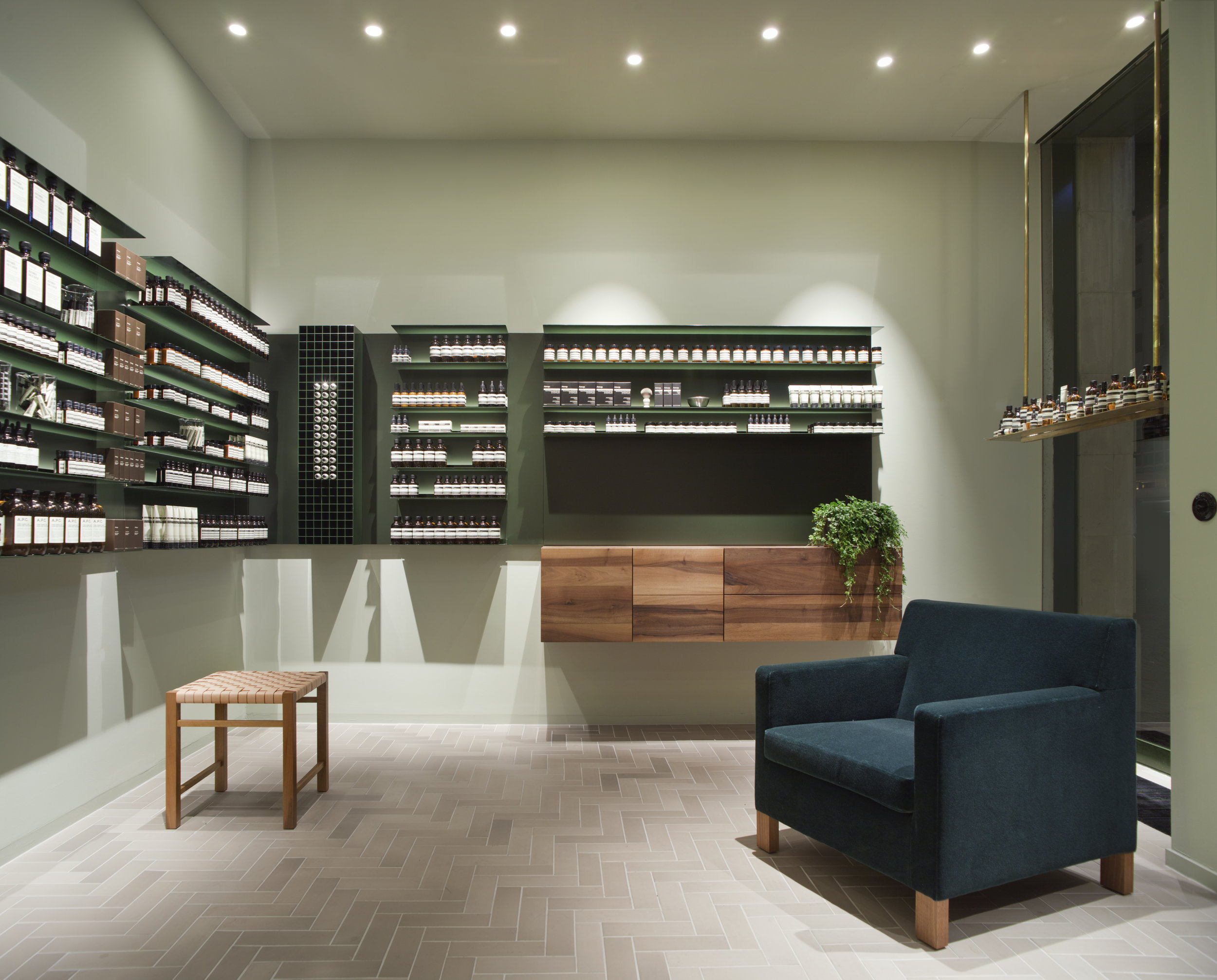 AESOP GER STORE KAISERPLATZ 06.jpg