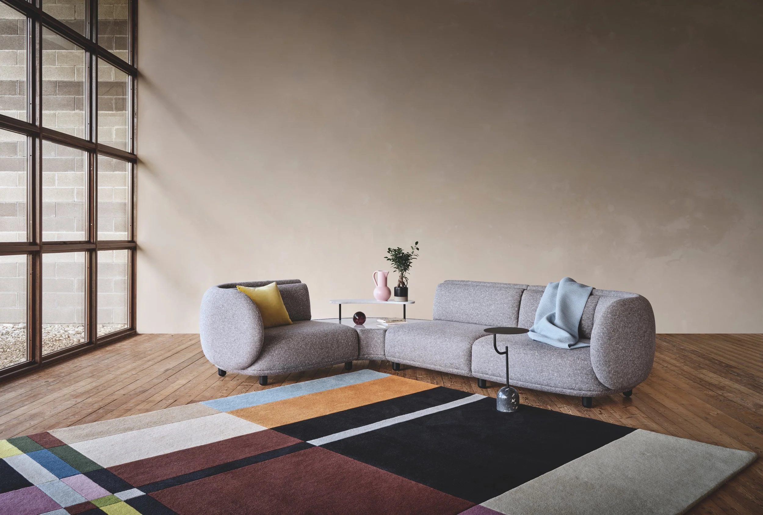 Wittmann_VUELTA Modular Table Element2.jpeg