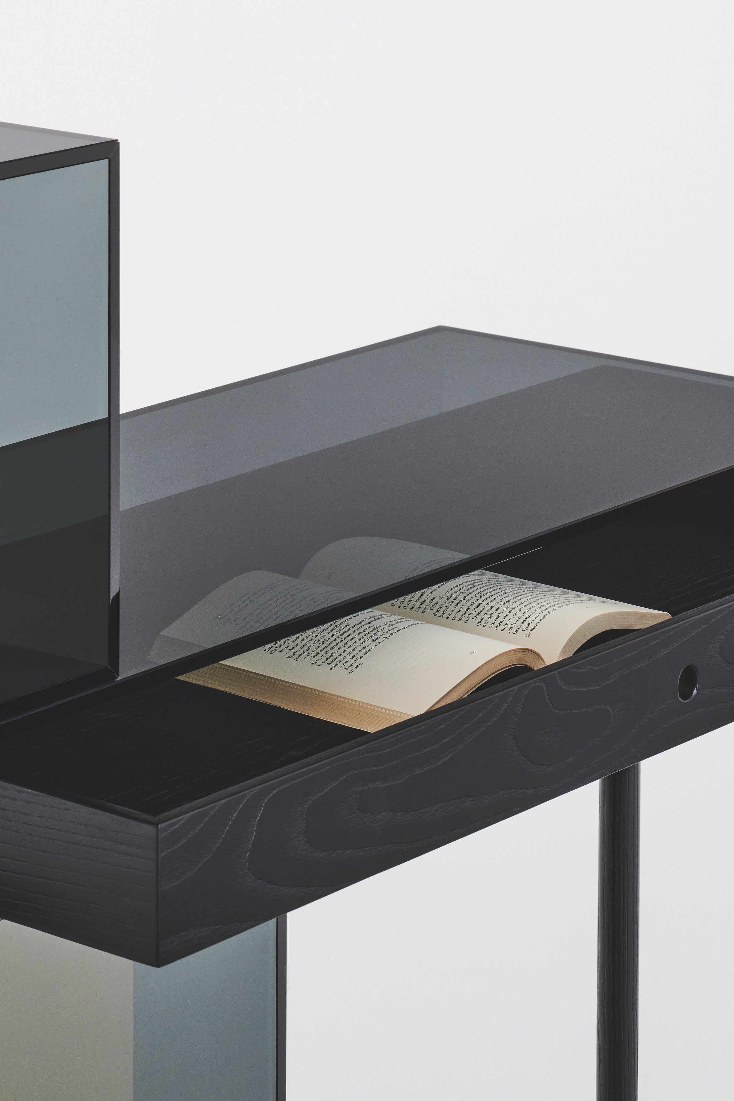 RATIO_desk_PieroLissoni (2).jpeg