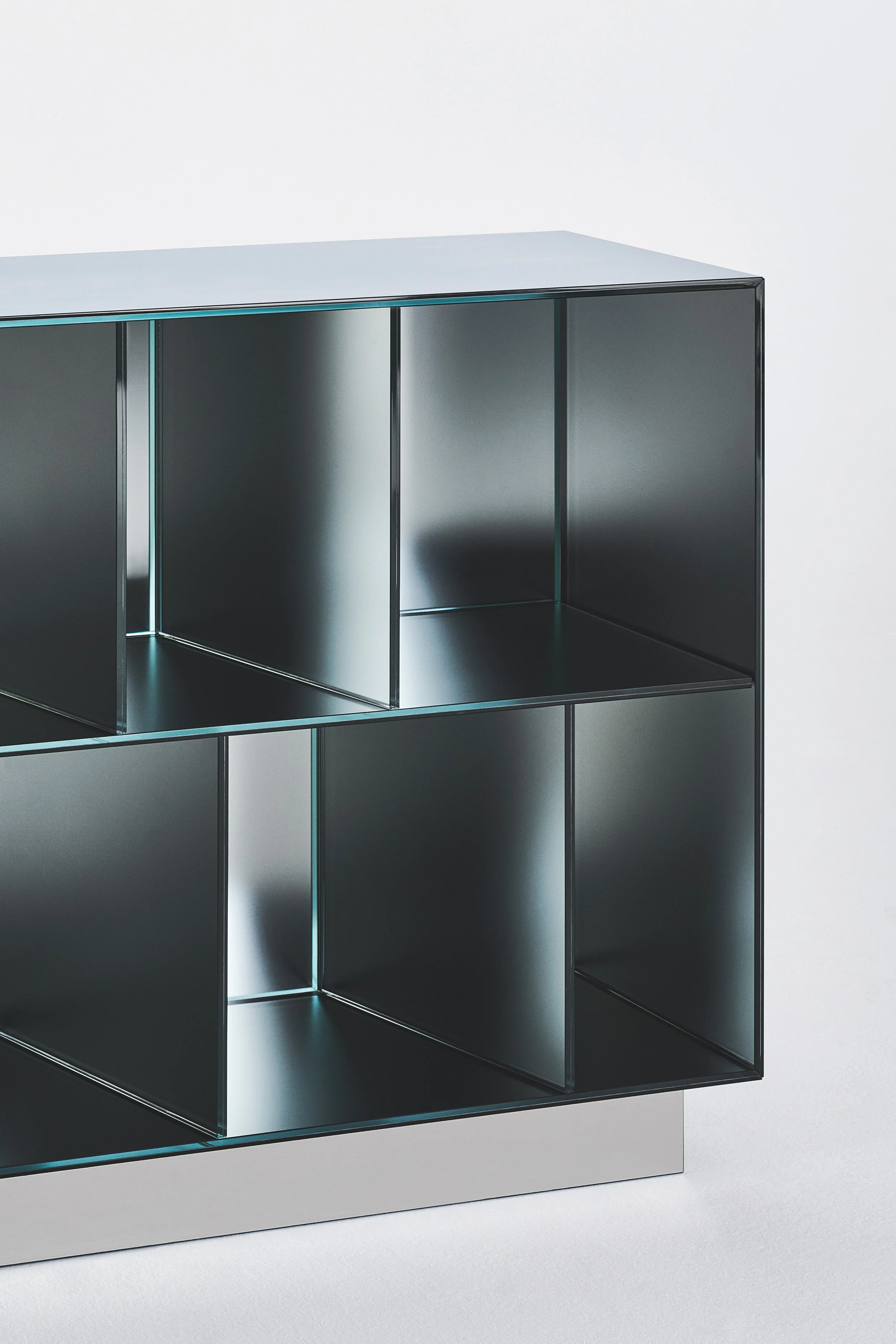 OBLIQUO_open storage units_PieroLissoni (5).jpeg