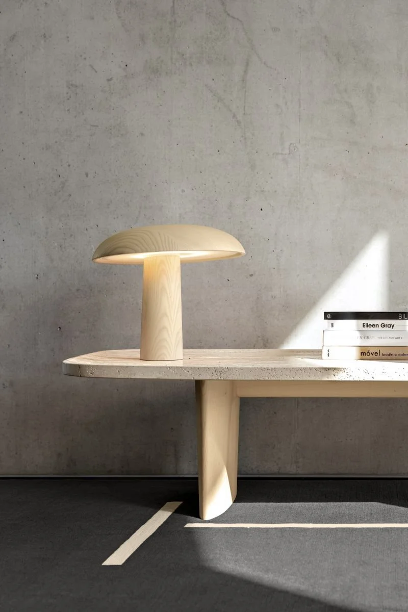 ClassiCon-monolith-rug-materia-coffee-table-forma-table-lamp-ash-vt-photo-breidt.jpeg